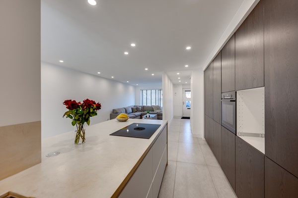 38_FUNDA_MARGA KLOMPELAAN 71_RIJEN.jpg